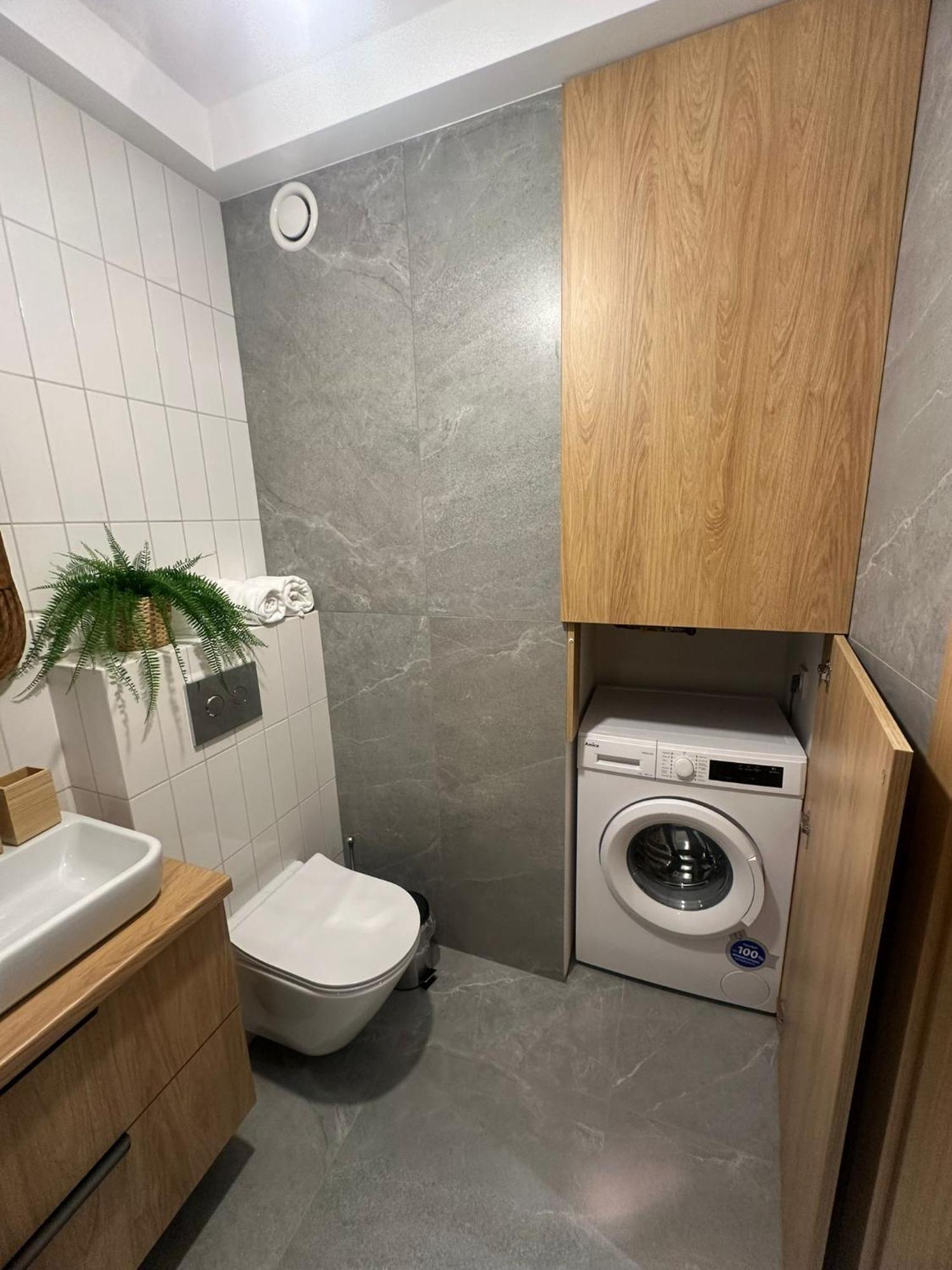 Apartament 8 Z Ogrodkiem I Prywatna Sauna, Rowery, Spacery W Dolinie Baryczy - 5D Apartamenty Milicz Extérieur photo