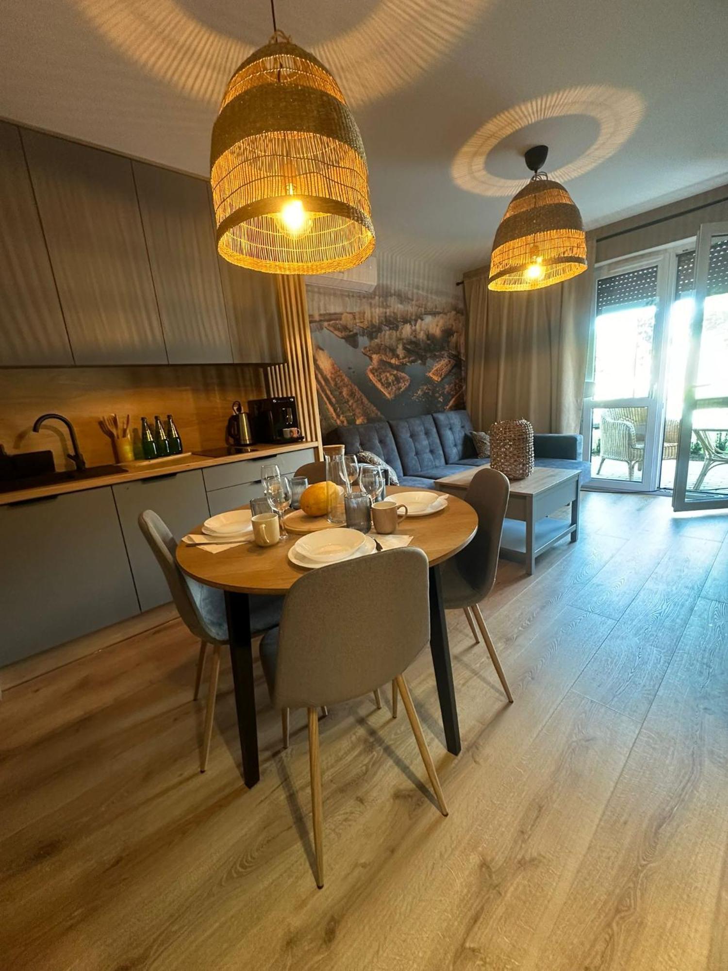 Apartament 8 Z Ogrodkiem I Prywatna Sauna, Rowery, Spacery W Dolinie Baryczy - 5D Apartamenty Milicz Extérieur photo